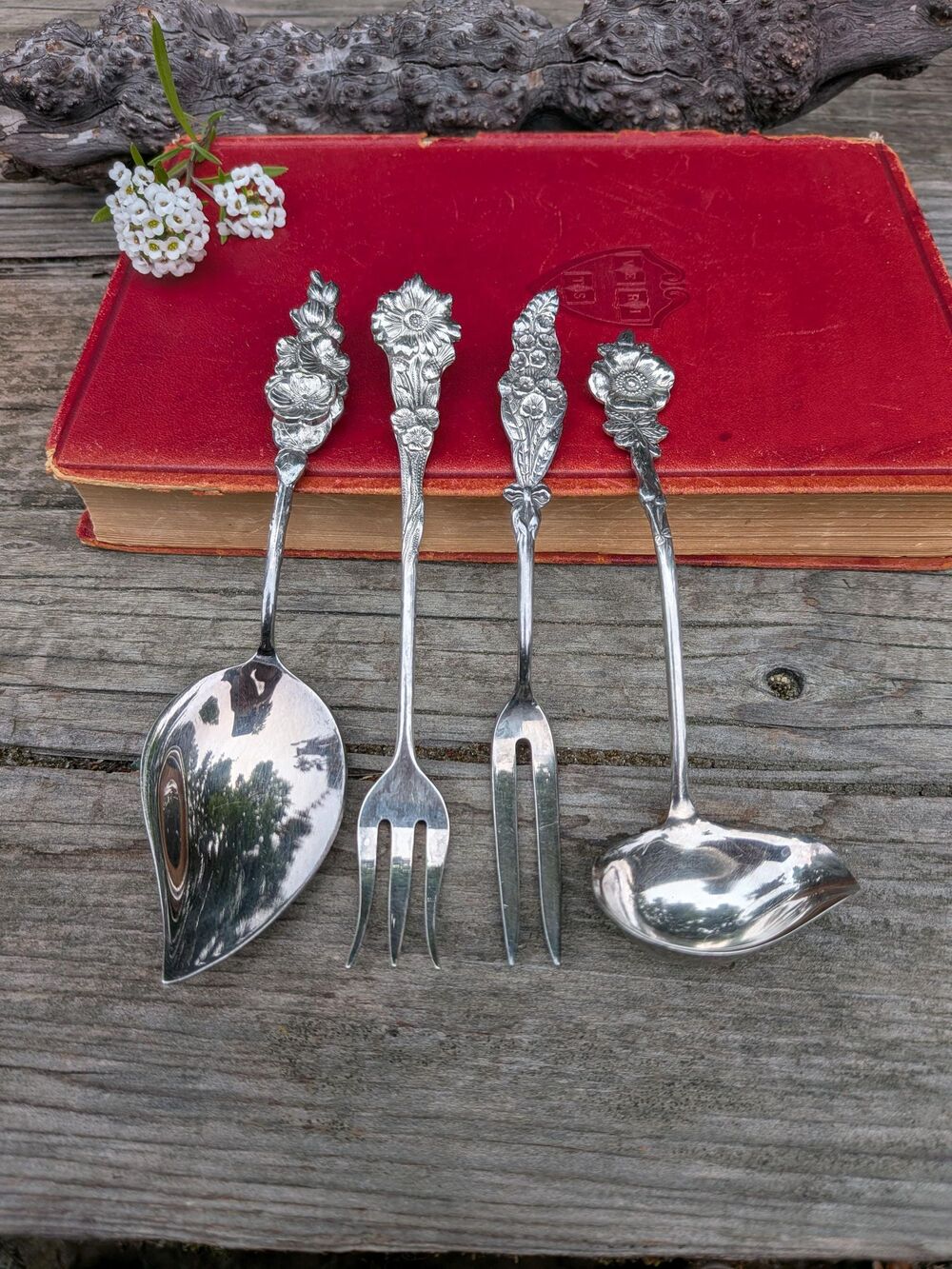 Vintage 4 Piece Silver Plated Serving Utensil Lot By Reed & Barton